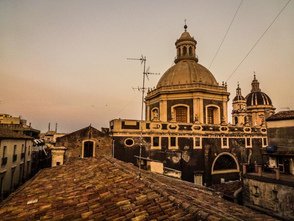 A Pousada Ostello Degli Elefanti Catânia Exterior foto